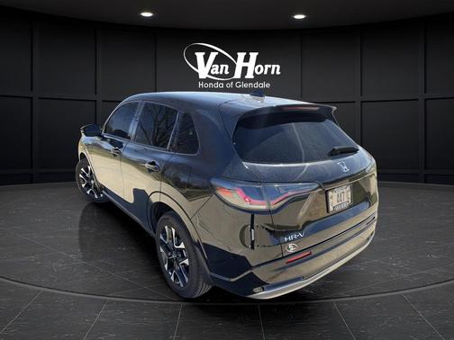 Crystal Black Pearl 2026 Honda HR-V EX-L