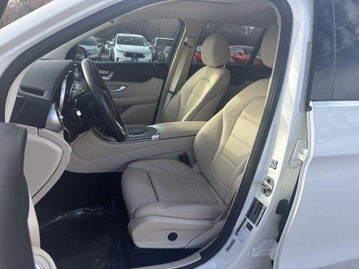 2022 Mercedes-Benz GLC 300 Base