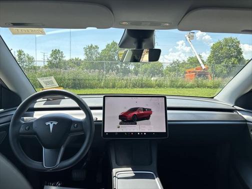 2023 Tesla Model Y Long Range Dual Motor All-Wheel Drive