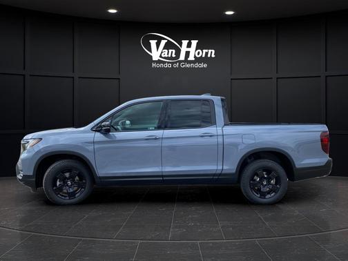 Sonic Gray Pearl 2026 Honda Ridgeline Black