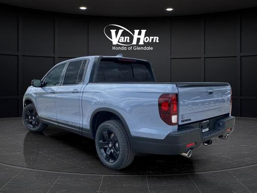 Sonic Gray Pearl 2026 Honda Ridgeline Black