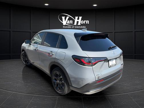 Urban Gray Pearl 2024 Honda HR-V AWD Sport