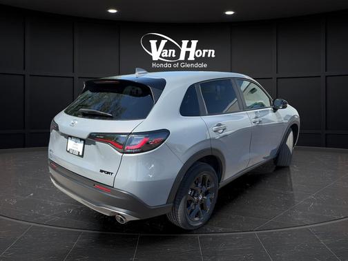 Urban Gray Pearl 2024 Honda HR-V AWD Sport