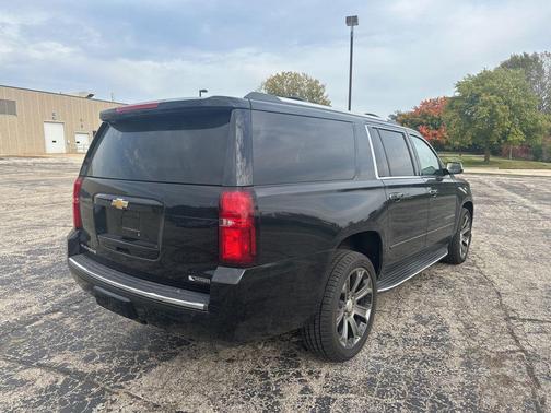 2017 Chevrolet Suburban Premier