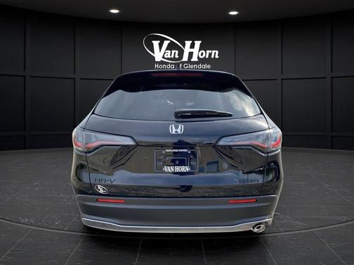 Crystal Black Pearl 2026 Honda HR-V AWD Sport