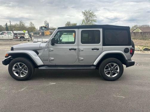 Billet Silver Metallic Clearcoat 2020 Jeep Wrangler Unlimited Sahara