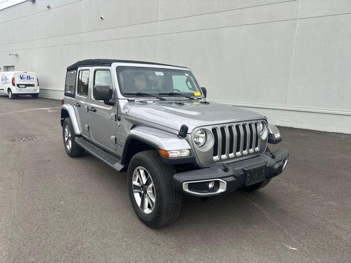 Billet Silver Metallic Clearcoat 2020 Jeep Wrangler Unlimited Sahara