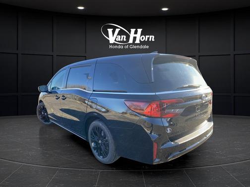 Crystal Black Pearl 2026 Honda Odyssey Sport-L