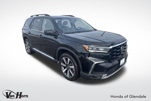 2023 Honda Pilot Touring 8-Passenger
