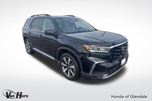 2023 Honda Pilot Touring 8-Passenger