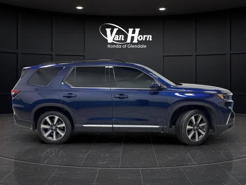2024 Honda Pilot Touring 8-Passenger