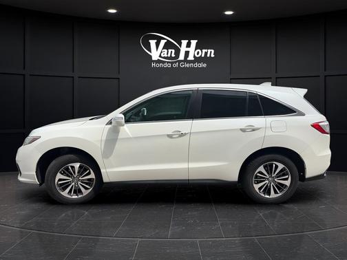 White Diamond Pearl 2017 Acura RDX Advance Package