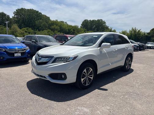 White Diamond Pearl 2017 Acura RDX Advance Package