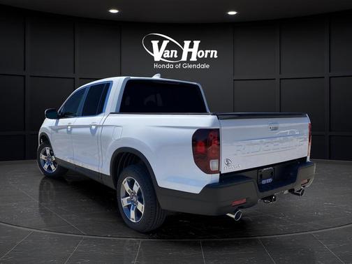 Platinum White Pearl 2026 Honda Ridgeline RTL
