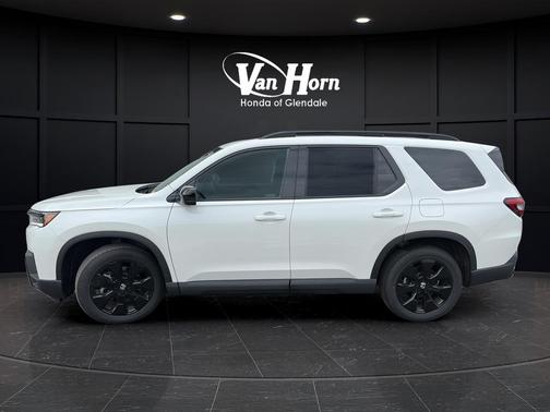 Platinum White 2026 Honda Pilot Black Edition