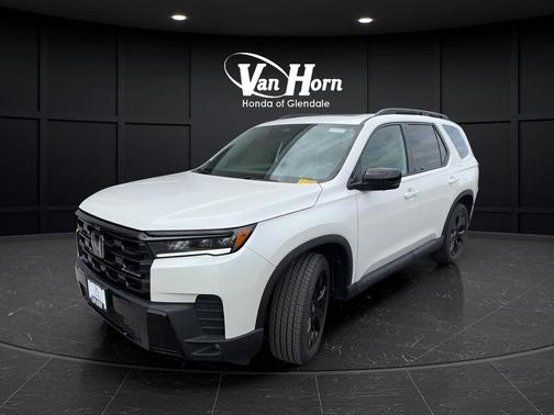 Platinum White 2026 Honda Pilot Black Edition