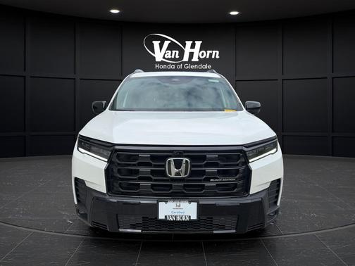 Platinum White 2026 Honda Pilot Black Edition