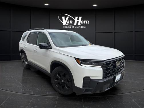 Platinum White 2026 Honda Pilot Black Edition