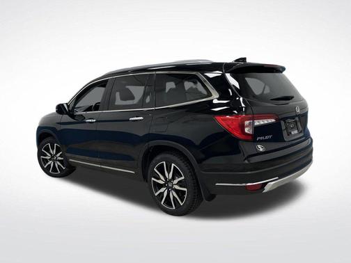2020 Honda Pilot Touring 8-Passenger