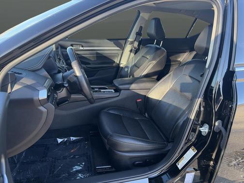 2024 Nissan Altima 2.5 SL