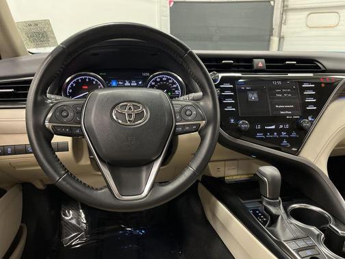 2019 Toyota Camry XLE