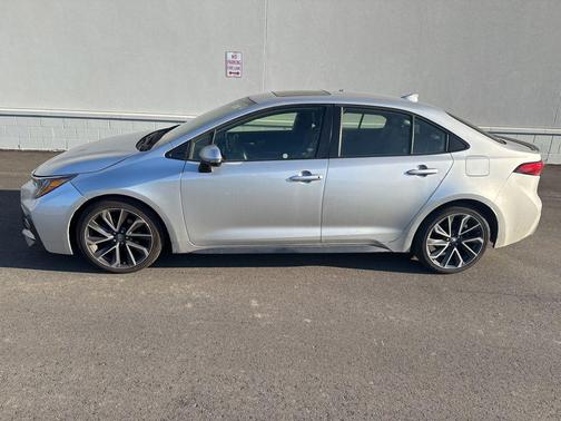 Classic Silver Metallic 2020 Toyota Corolla XSE
