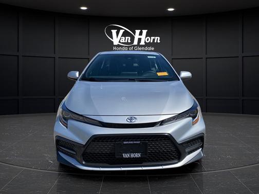 Classic Silver Metallic 2020 Toyota Corolla XSE