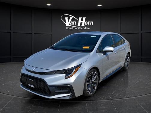 Classic Silver Metallic 2020 Toyota Corolla XSE