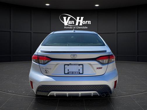 Classic Silver Metallic 2020 Toyota Corolla XSE
