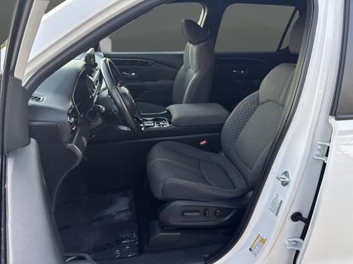 2023 Honda Pilot AWD Sport