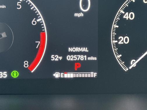 2023 Honda Pilot AWD Sport