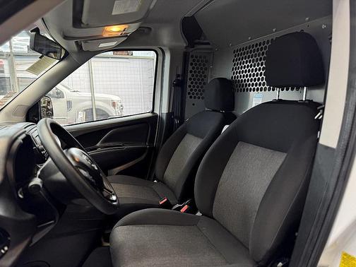 2022 RAM ProMaster City Tradesman