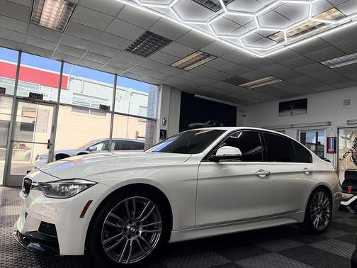 Alpine White 2014 BMW 335