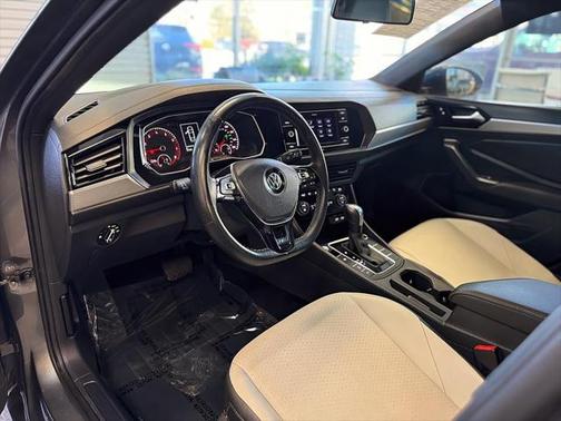 2021 Volkswagen Jetta 1.4T R-Line