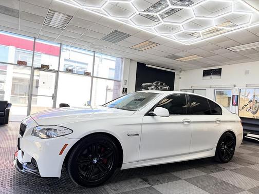 Alpine White 2013 BMW 550 M-SPORT