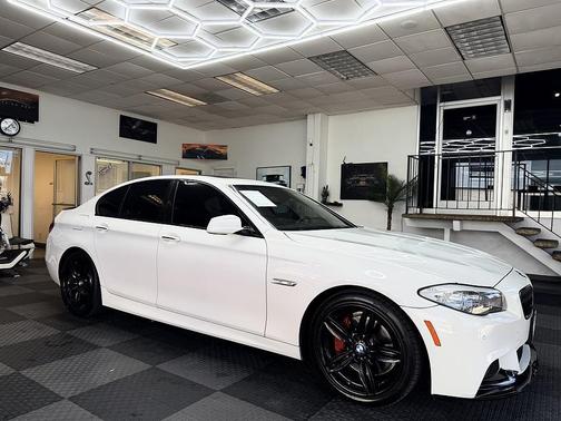 Alpine White 2013 BMW 550 M-SPORT