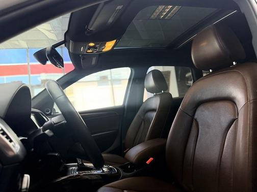 Glacier White Metallic 2013 Audi Q5 3.0T Premium Plus