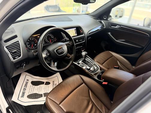 Glacier White Metallic 2013 Audi Q5 3.0T Premium Plus