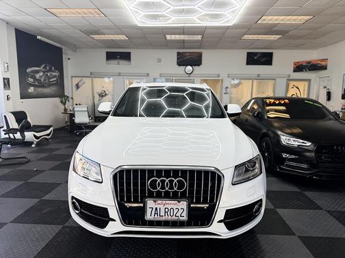 Glacier White Metallic 2013 Audi Q5 3.0T Premium Plus
