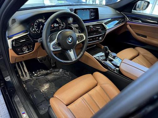2018 BMW 530 530i