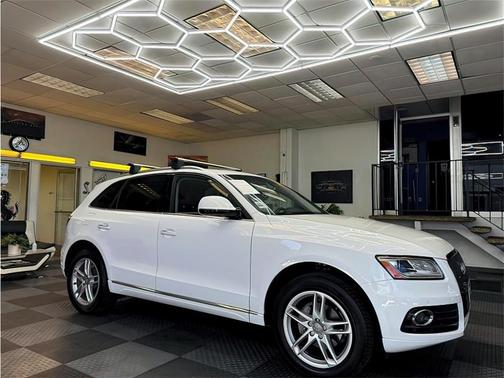White 2016 Audi Q5 2.0T Premium Plus