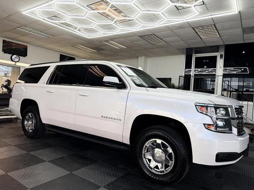 2019 Chevrolet Suburban LT