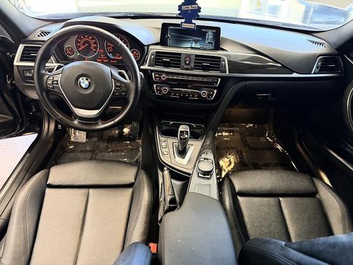 Estoril Blue Metallic 2017 BMW 330 xDrive