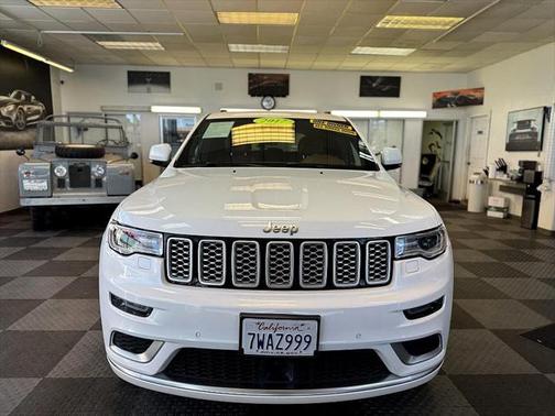 2017 Jeep Grand Cherokee Summit