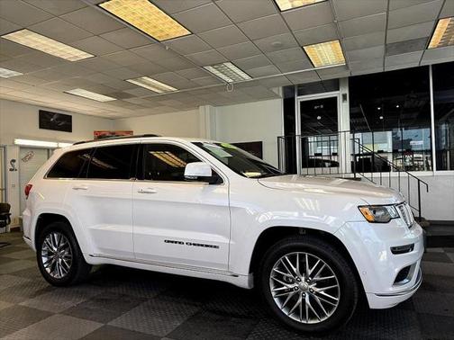 2017 Jeep Grand Cherokee Summit