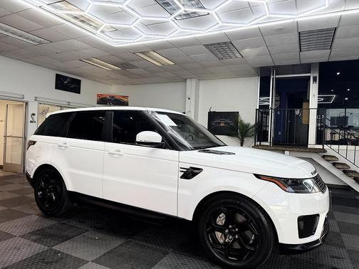 Fuji White 2018 Land Rover Range Rover Sport SE