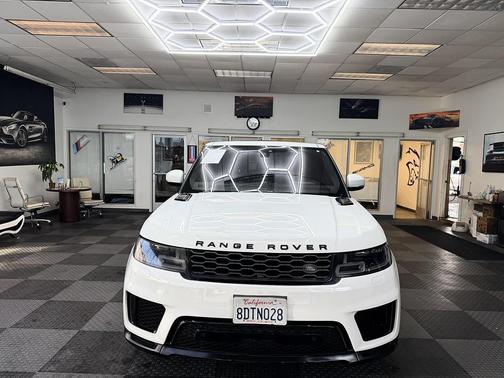 Fuji White 2018 Land Rover Range Rover Sport SE