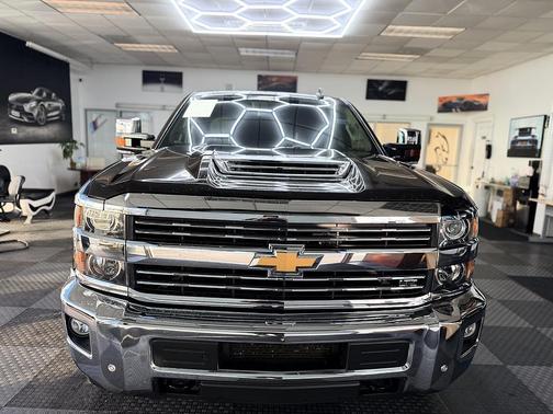 Havana Metallic 2018 Chevrolet Silverado 2500 LTZ