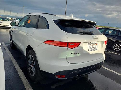 2018 Jaguar F-PACE 25t Premium