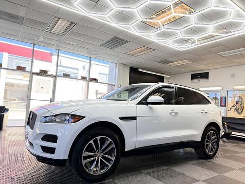 2018 Jaguar F-PACE 25t Premium